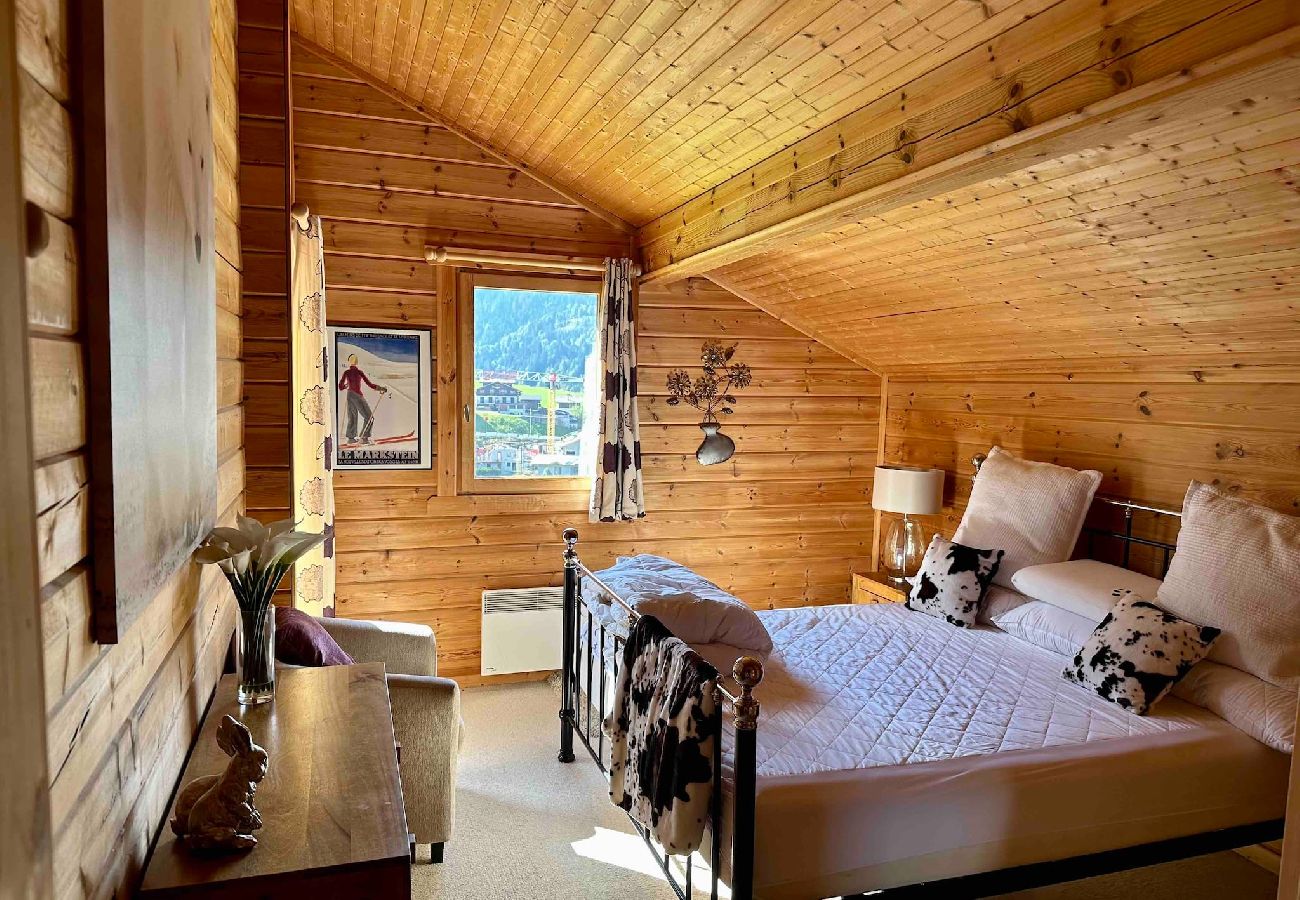 Chalet in Morzine - Le Saint Georges, Morzine centre, 11 personnes