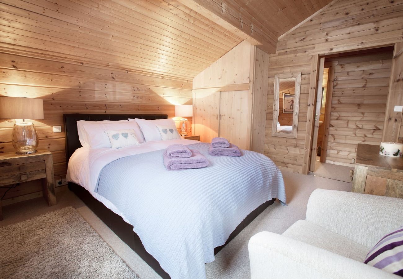 Chalet in Morzine - Le Saint Georges, Morzine centre, 11 personnes