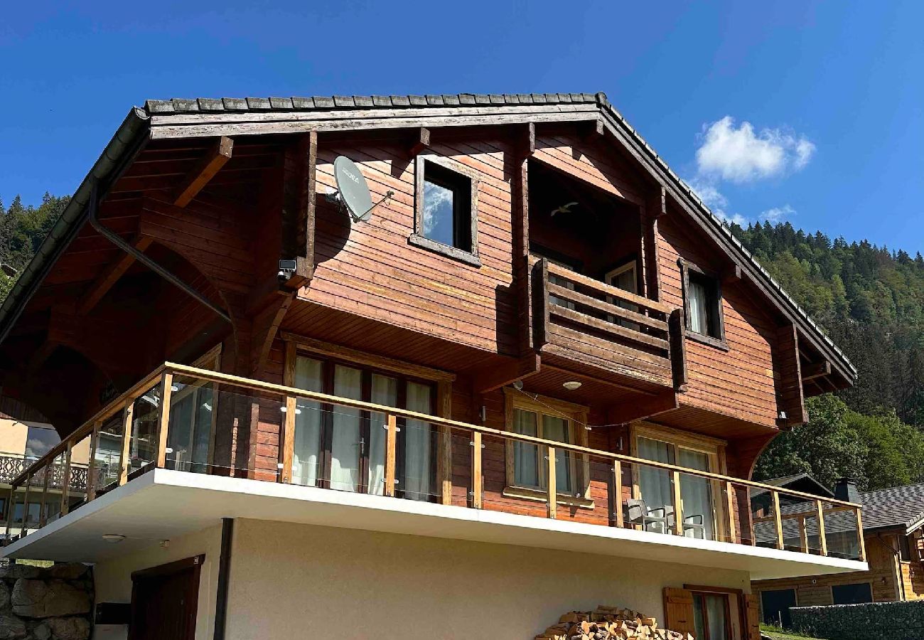 Chalet in Morzine - Le Saint Georges, Morzine centre, 11 personnes