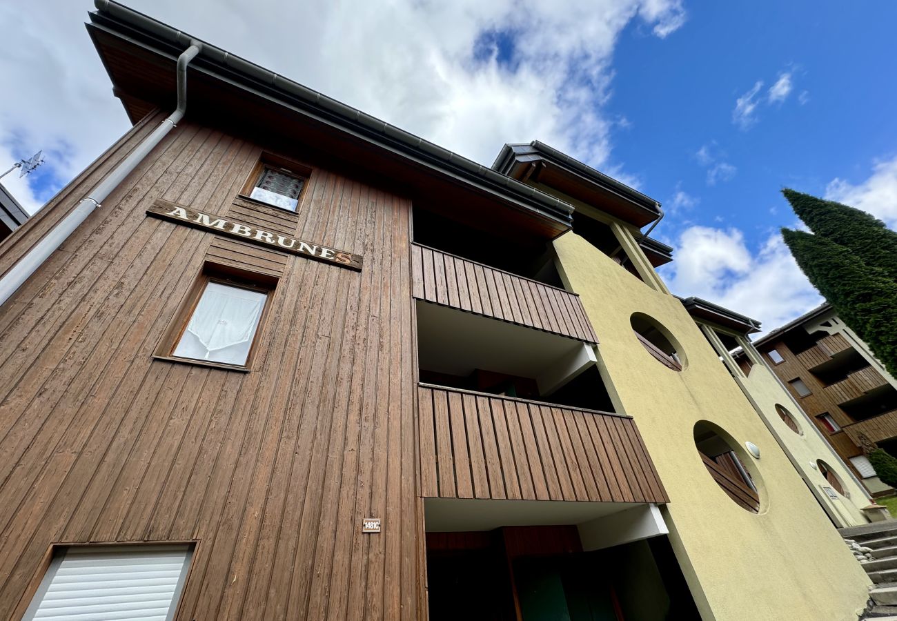 Appartement à Morzine - Snow & Sun, Morzine, terrasse, 2/4 personnes