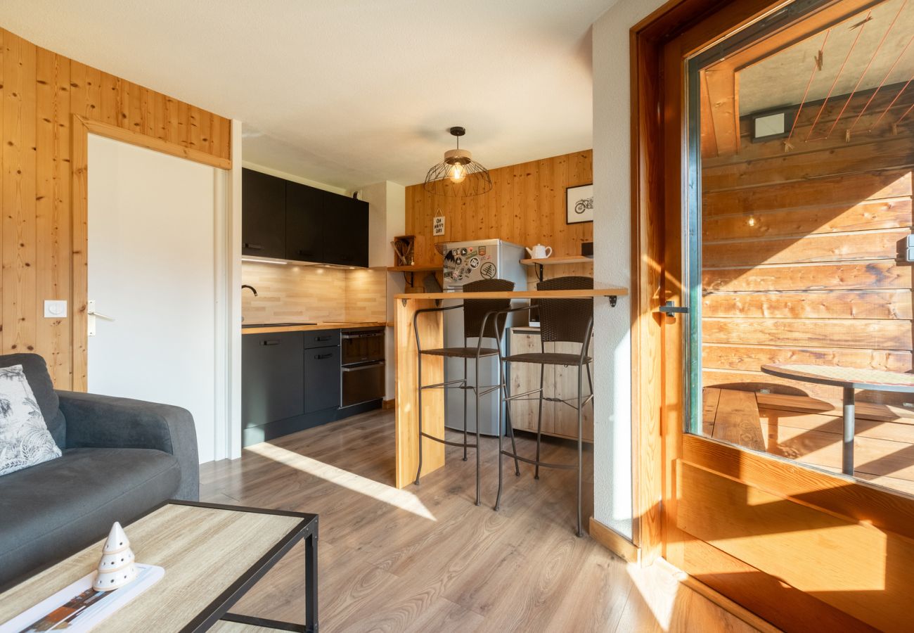 Apartamento em Morzine - L'Corti Lodge, Morzine centre, 2/4 personnes, jard